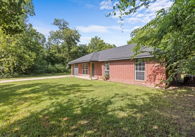 Photo 4 of Sale Pending at 235 Hickory St, Blossom, TX 75416 | MLS# 21338155 | Listing updated on 2026-09-23