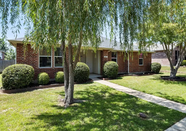 Photo 2 of Single family home for sale at 3079 Dusty Ridge Dr, Rockwall, TX 75032 | MLS# 21338248 | Listing updated on 2026-09-18