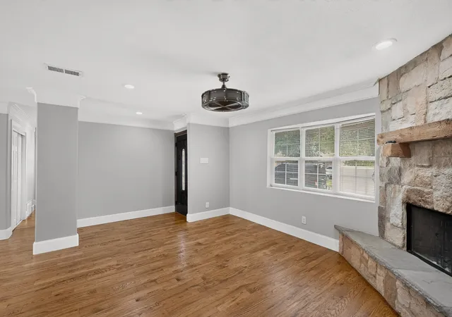 Photo 3 of Single family home for sale at 4404 Astor Rd, Mesquite, TX 75150 | MLS# 21338304 | Listing updated on 2026-09-14