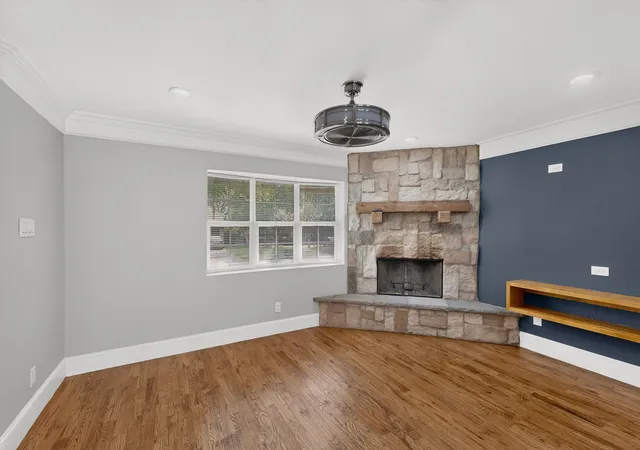 Photo 4 of Single family home for sale at 4404 Astor Rd, Mesquite, TX 75150 | MLS# 21338304 | Listing updated on 2026-09-14
