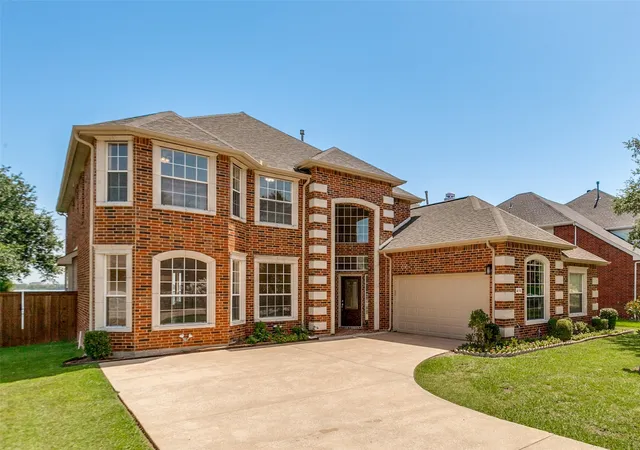Photo 3 of Single family home for sale at 4115 Abingdon Dr, Garland, TX 75043 | MLS# 21323792 | Listing updated on 2026-09-10