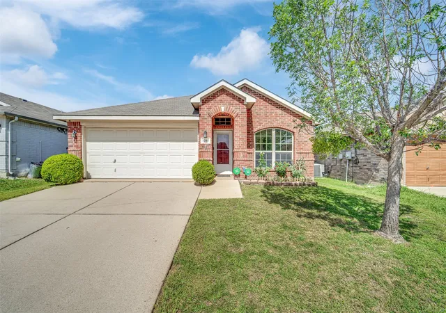 Photo 2 of Single family home for sale at 5205 Mirror Lake Dr, Haltom City, TX 76117 | MLS# 21338410 | Listing updated on 2026-09-12