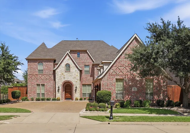 Photo 1 of Mansion for sale at 6076 Beacon Hl Dr, Frisco, TX 75036 | MLS# 21338594 | Listing updated on 2026-09-12