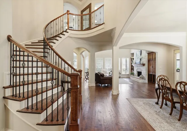 Photo 3 of Mansion for sale at 6076 Beacon Hl Dr, Frisco, TX 75036 | MLS# 21338594 | Listing updated on 2026-09-12