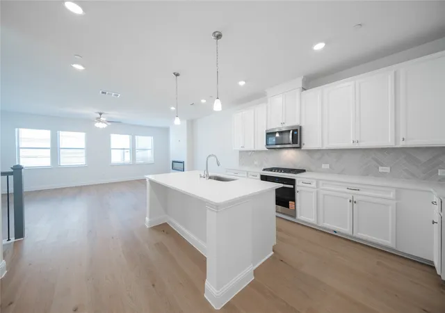 Photo 3 of Townhouse for sale at 2117 Naples Dr, Rowlett, TX 75088 | MLS# 21338600 | Listing updated on 2026-09-13