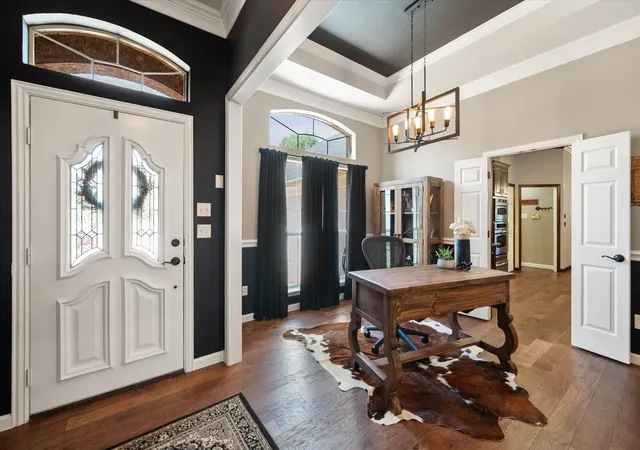 Photo 4 of Single family home for sale at 5 Brookside Ct, Mansfield, TX 76063 | MLS# 21337256 | Listing updated on 2026-09-20