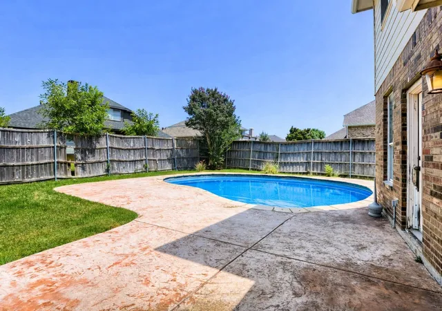 Photo 26 of Single family home for sale at 2066 Fair Oaks Cir, Corinth, TX 76210 | MLS# 21281015 | Listing updated on 2026-10-05