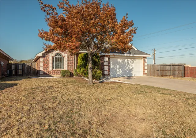 Photo 2 of Single family home for sale at 958 Swift Water Dr, Abilene, TX 79602 | MLS# 21338765 | Listing updated on 2026-07-29