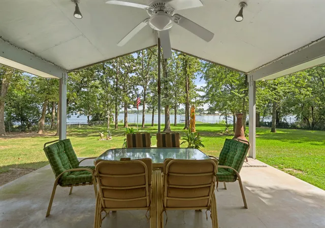 Photo 3 of Sale Pending at 3935 Autumn Point Dr, Wills Point, TX 75169 | MLS# 21332301 | Listing updated on 2026-09-17