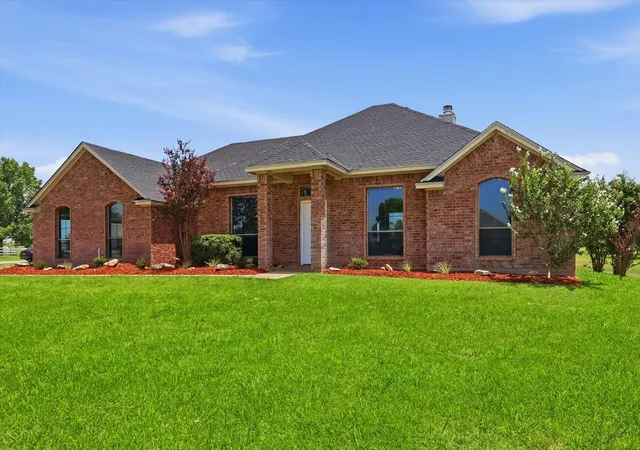 Photo 2 of Single family home for sale at 14316 Rising Spring Rd, Haslet, TX 76052 | MLS# 21336191 | Listing updated on 2026-10-04