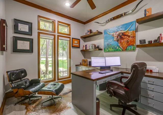 Photo 2 of Single family home for sale at 7406 Hampton Dr, Granbury, TX 76049 | MLS# 21302317 | Listing updated on 2026-10-04