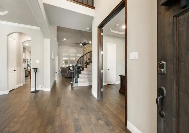 Photo 3 of Single family home for sale at 9913 Villa Verde Dr, Fort Worth, TX 76179 | MLS# 21338879 | Listing updated on 2026-09-14