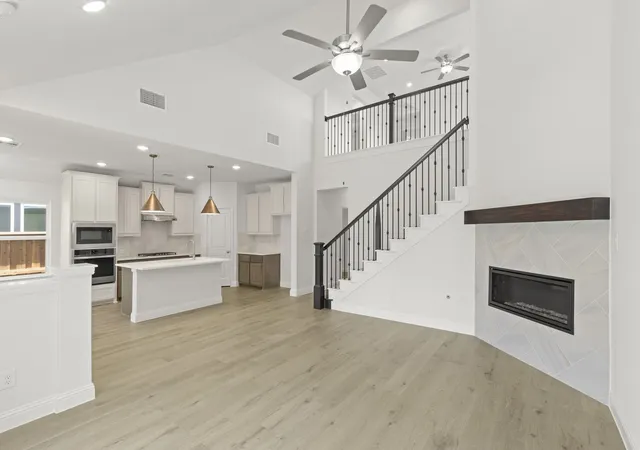 Photo 3 of Single family home for sale at 944 Lost Mine Trl, Little Elm, TX 75068 | MLS# 21338932 | Listing updated on 2026-09-24