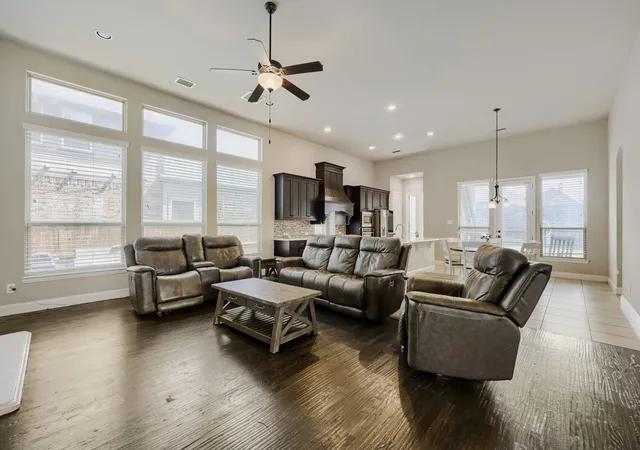 Photo 3 of Single family home for sale at 3403 Willow Brook Dr, Mansfield, TX 76063 | MLS# 21336219 | Listing updated on 2026-09-10