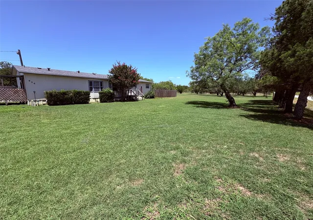 Photo 3 of Manufactured home for sale at 606 W 16Th St, Cisco, TX 76437 | MLS# 21339078 | Listing updated on 2026-08-31