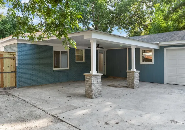 Photo 3 of Single family home for sale at 6136 Walnut Dr, Fort Worth, TX 76114 | MLS# 21339091 | Listing updated on 2026-09-08