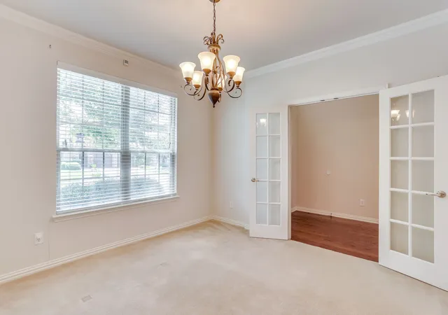 Photo 3 of Single family home for sale at 804 Miramar Dr, Rockwall, TX 75087 | MLS# 21339197 | Listing updated on 2026-09-11
