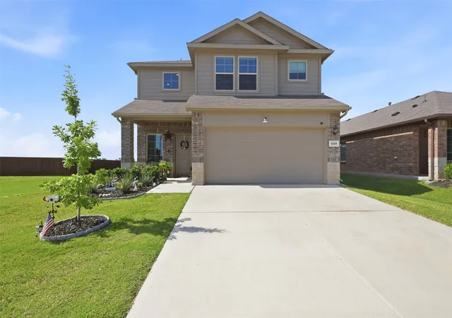 Photo 1 of Single family home for sale at 224 Running River Dr, Boyd, TX 76023 | MLS# 21338618 | Listing updated on 2026-09-13