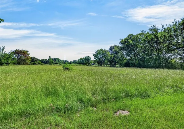 Photo 3 of Single family home for sale at 371 Vz County Road 3601, Edgewood, TX 75117 | MLS# 21334571 | Listing updated on 2026-10-05