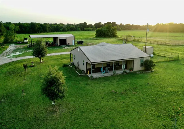 Single family home for sale at 1347 Lcr 152, Mount Calm, TX 76673 | MLS# 21339307