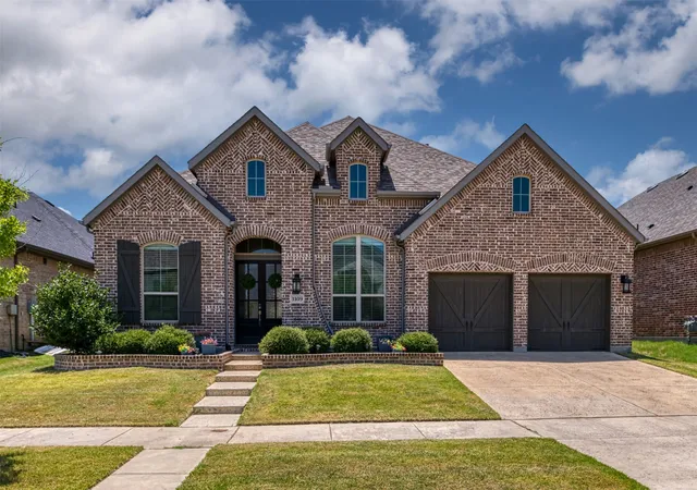 Photo 1 of Single family home for sale at 1109 10th St, Argyle, TX 76226 | MLS# 21336221 | Listing updated on 2026-09-13