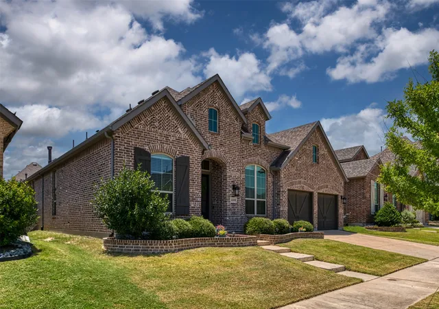 Photo 3 of Single family home for sale at 1109 10th St, Argyle, TX 76226 | MLS# 21336221 | Listing updated on 2026-09-13