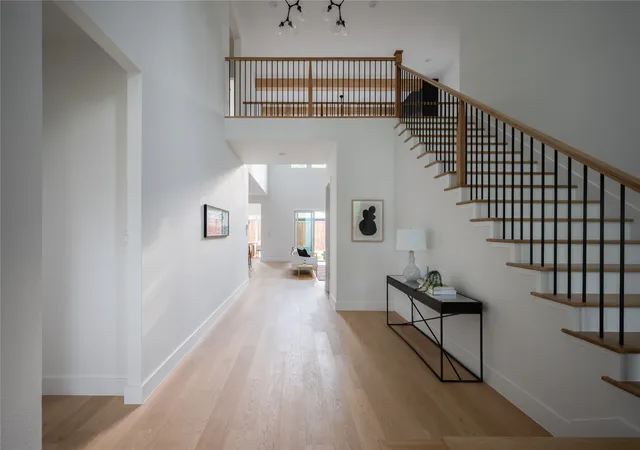 Photo 3 of Single family home for sale at 9661 Lynbrook Dr, Dallas, TX 75238 | MLS# 21339357 | Listing updated on 2026-09-09