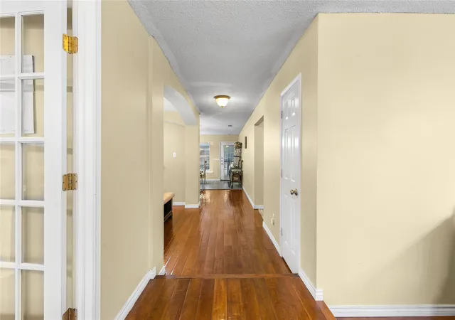 Photo 2 of Single family home for sale at 1409 Bregenz Ln, Lewisville, TX 75067 | MLS# 21334760 | Listing updated on 2026-09-11