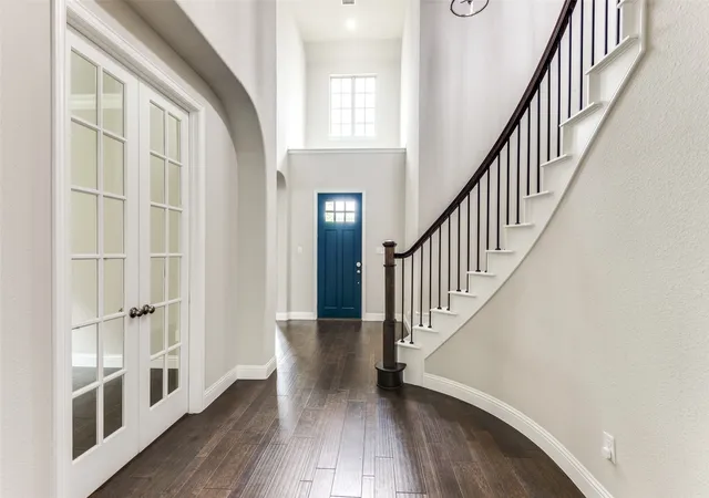 Photo 4 of Single family home for sale at 708 Dusty Trl, Little Elm, TX 76227 | MLS# 21339125 | Listing updated on 2026-09-09