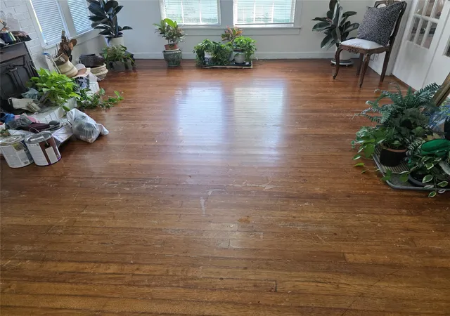 Photo 2 of Single family home for sale at 810 N Main, Winnsboro, TX 75494 | MLS# 21339552 | Listing updated on 2026-09-27