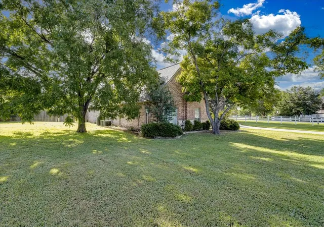 Photo 1 of Single family home for sale at 30 Tananger Springs Dr, Denison, TX 75021 | MLS# 21339074 | Listing updated on 2026-08-01