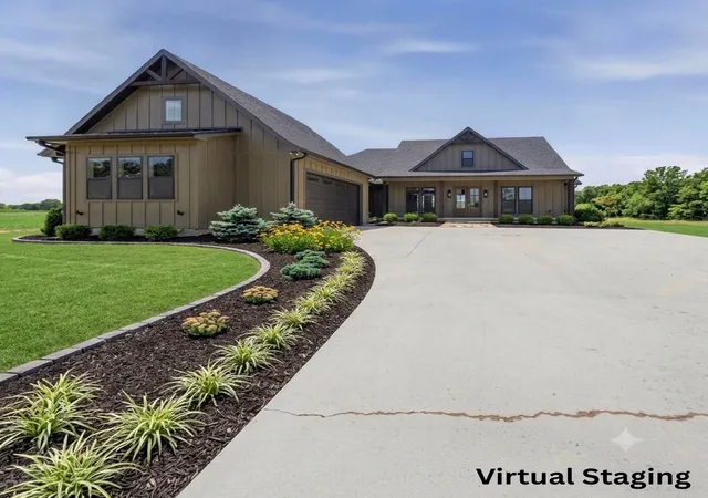 Photo 2 of Single family home for sale at 711 Vz County Road 2810, Mabank, TX 75147 | MLS# 21335948 | Listing updated on 2026-09-14