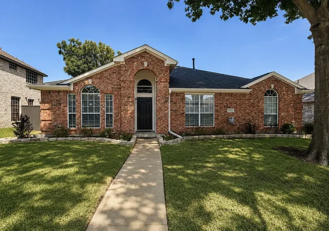 Photo 1 of Single family home for sale at 3418 Key West Dr, Rowlett, TX 75088 | MLS# 21339022 | Listing updated on 2026-07-31