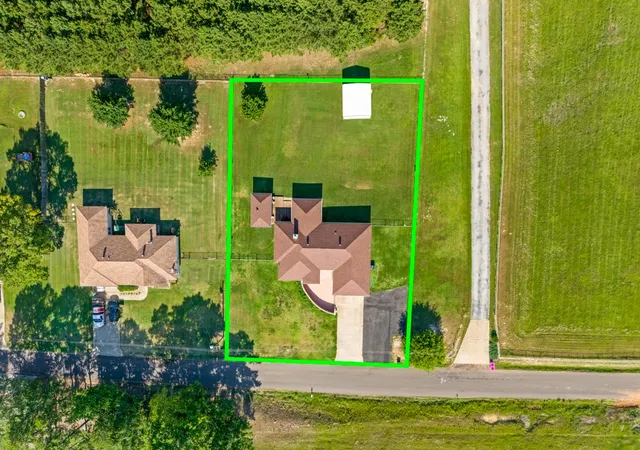 Photo 4 of Sale Pending at 2616 Bob O Link Rd, Gilmer, TX 75645 | MLS# 21338423 | Listing updated on 2026-09-11