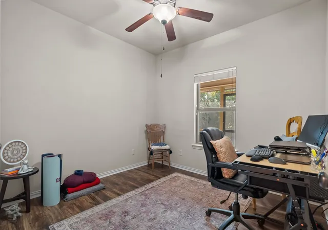 Photo 3 of Single family home for sale at 1261 Newcastle Dr, Weatherford, TX 76086 | MLS# 21339830 | Listing updated on 2026-09-17