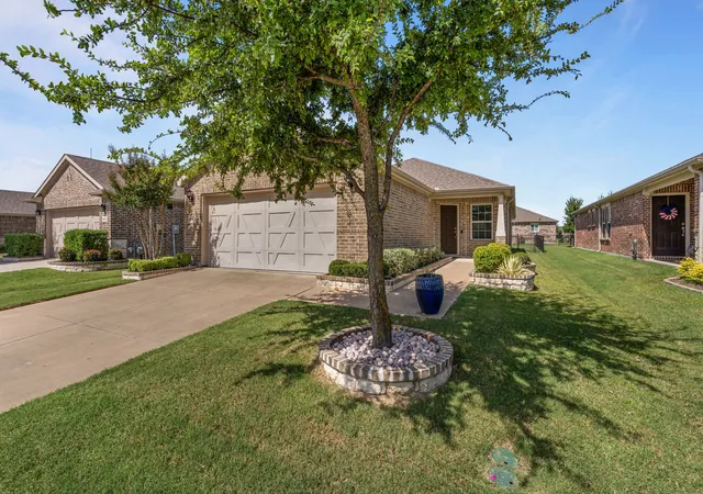 Photo 3 of Single family home for sale at 9121 Tranquil Trl, Mc Kinney, TX 75071 | MLS# 21333666 | Listing updated on 2026-09-23