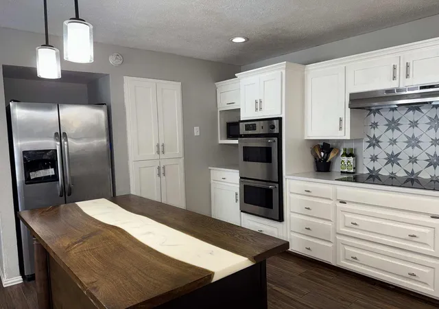 Photo 3 of Single family home for sale at 306 Ivy Wy, Garland, TX 75043 | MLS# 21339804 | Listing updated on 2026-07-28