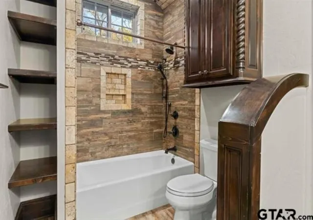 Photo 4 of Single family home for sale at 11378 State Hwy 110 N, Tyler, TX 75704 | MLS# 21339960 | Listing updated on 2026-07-30