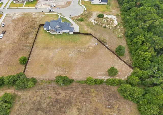Photo 3 of Single family home for sale at 4411 Tea Olive Trl, Midlothian, TX 76065 | MLS# 21339467 | Listing updated on 2026-09-12