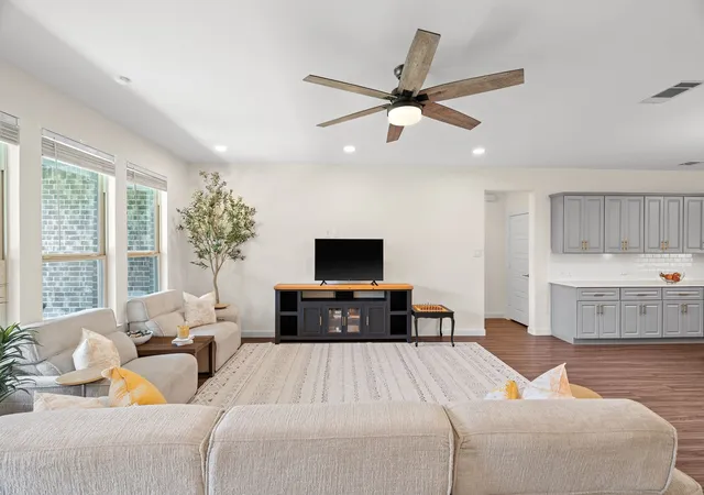 Photo 2 of Single family home for sale at 1833 Sebright Trl, Haslet, TX 76052 | MLS# 21338679 | Listing updated on 2026-09-12