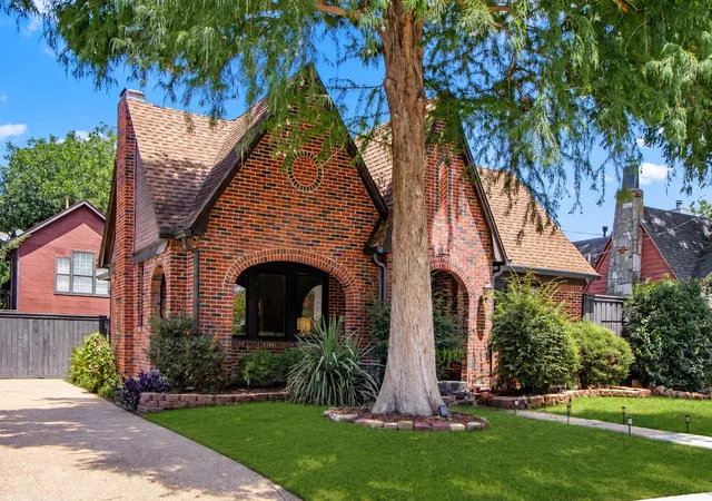 Photo 2 of Sale Pending at 5222 Bradford Dr, Dallas, TX 75235 | MLS# 21340040 | Listing updated on 2026-09-14