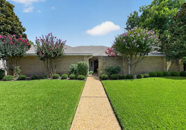 Photo 1 of Single family home for sale at 8833 Kenton Dr, Dallas, TX 75231 | MLS# 21339563 | Listing updated on 2026-09-14