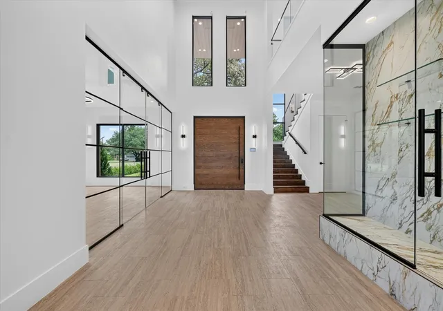 Photo 4 of Single family home for sale at 6466 Royal Ln, Dallas, TX 75230 | MLS# 21327261 | Listing updated on 2026-09-10