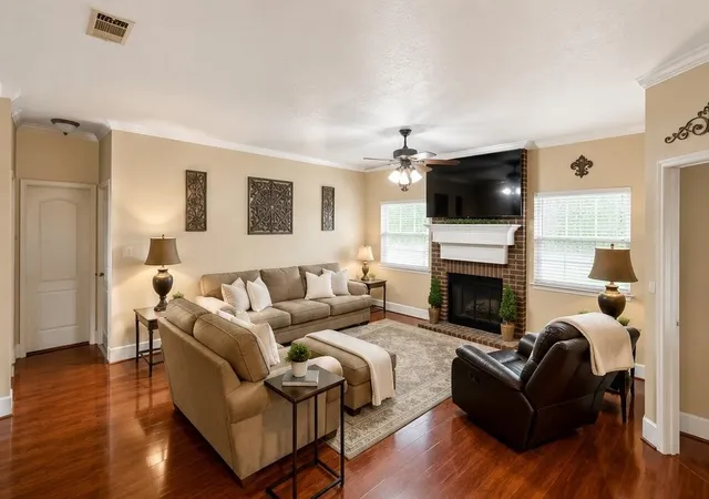 Photo 3 of Single family home for sale at 1622 Shady Lake Cir, Henderson, TX 75652 | MLS# 21339219 | Listing updated on 2026-09-29
