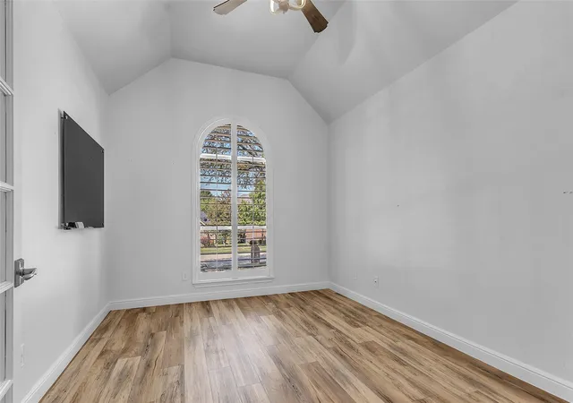 Photo 3 of Sale Pending at 1510 Pecan Valley Ct, Corinth, TX 76210 | MLS# 21340251 | Listing updated on 2026-10-05