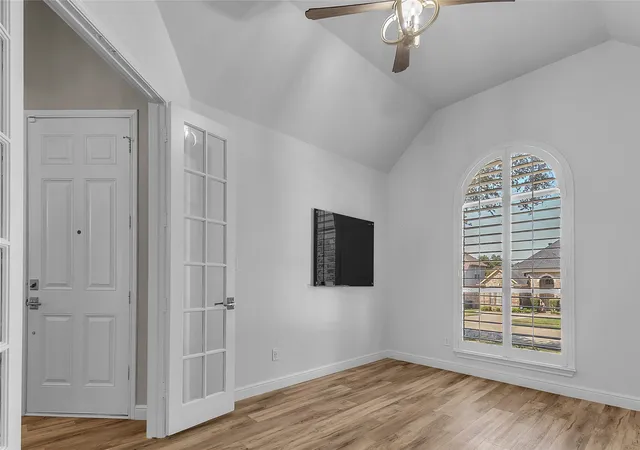 Photo 4 of Sale Pending at 1510 Pecan Valley Ct, Corinth, TX 76210 | MLS# 21340251 | Listing updated on 2026-10-05