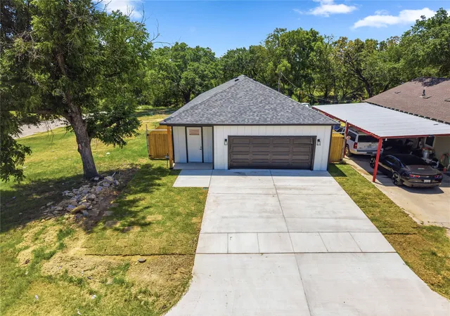 Photo 1 of Single family home for sale at 1818 E Tucker St, Fort Worth, TX 76104 | MLS# 21337876 | Listing updated on 2026-09-09