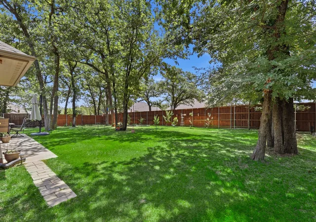 Photo 4 of Single family home for sale at 138 Dogwood Dr, Aubrey, TX 76227 | MLS# 21335608 | Listing updated on 2026-09-30