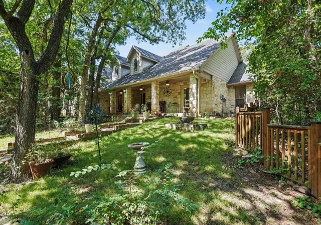 Photo 3 of Single family home for sale at 126 Willow Creek Cir, Mansfield, TX 76063 | MLS# 21339536 | Listing updated on 2026-09-28