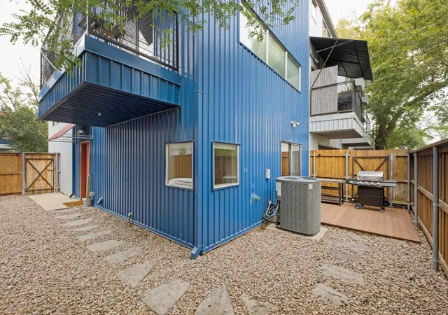 Photo 3 of Townhouse for sale at 1211 Urban Lofts Dr, Dallas, TX 75215 | MLS# 21340603 | Listing updated on 2026-09-15